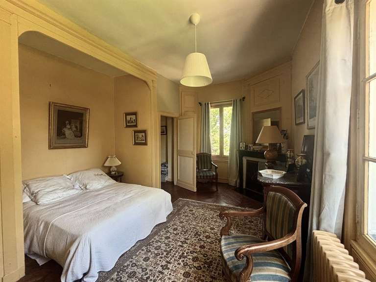 Maison Bernay - 9 chambres - 600m²