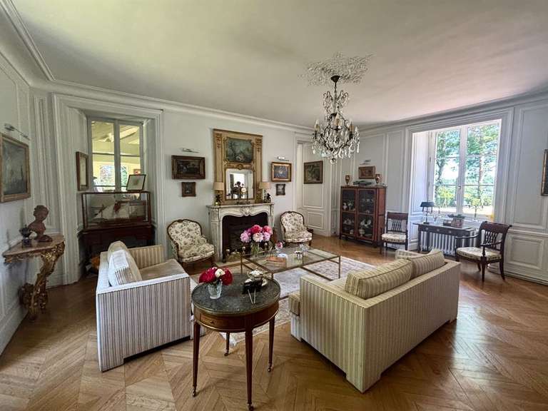 Maison Bernay - 9 chambres - 600m²