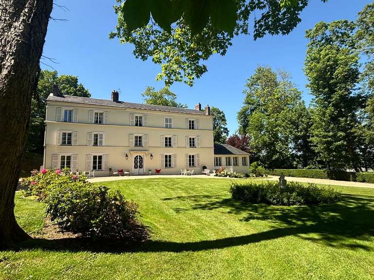 Maison Bernay - 9 chambres - 600m²