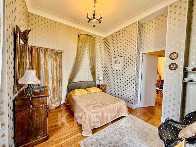 Castle Bernières-sur-Mer - 10 bedrooms - 560m²