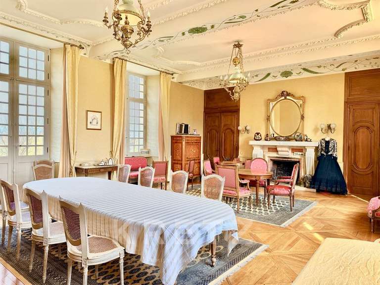 Castle Bernières-sur-Mer - 10 bedrooms - 560m²
