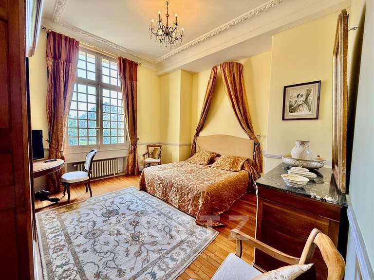 Château Bernières-sur-Mer - 10 chambres - 560m²