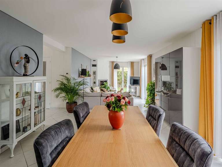 House Bernières-sur-Mer - 5 bedrooms - 169m²