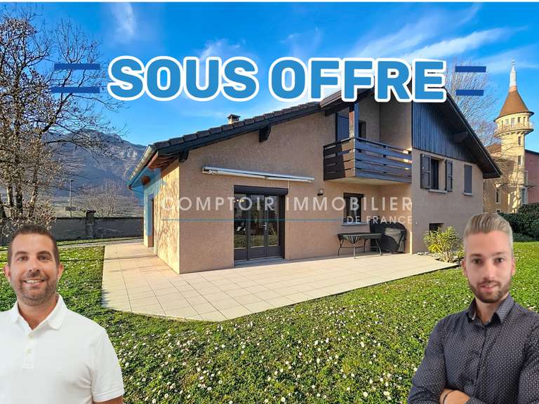 Maison Bernin - 5 chambres - 135m²