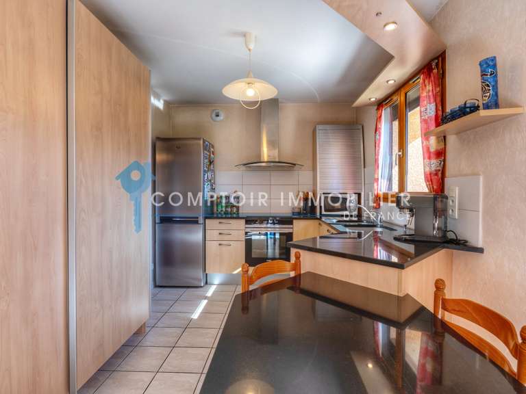 Maison Bernin - 5 chambres - 135m²