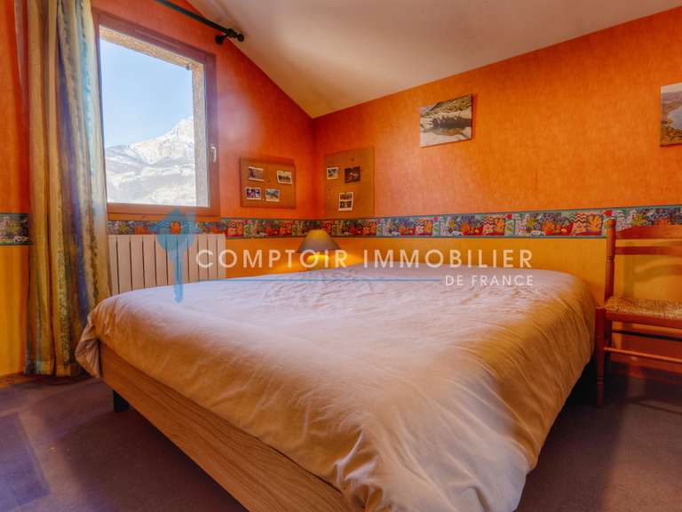 Maison Bernin - 5 chambres - 135m²