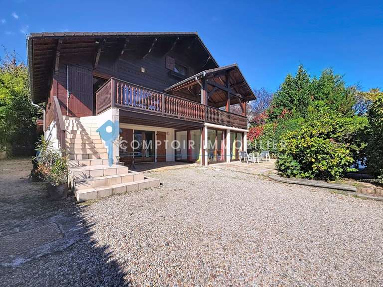 Maison Bernin - 5 chambres - 180m²