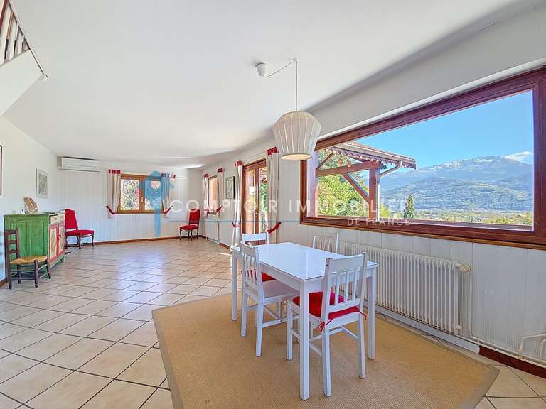Maison Bernin - 5 chambres - 180m²