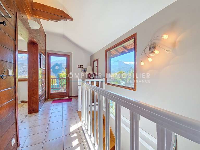 Maison Bernin - 5 chambres - 180m²