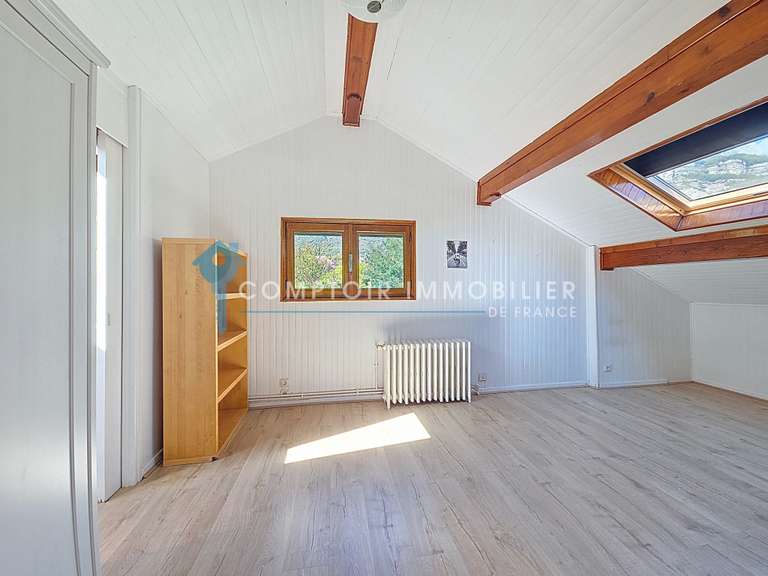 Maison Bernin - 5 chambres - 180m²