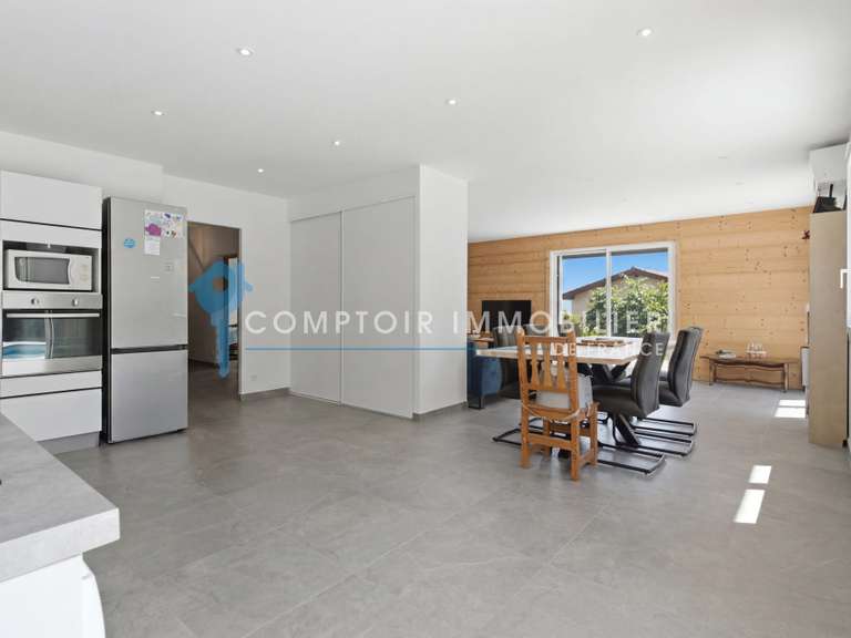 Maison Bernin - 6 chambres - 159m²