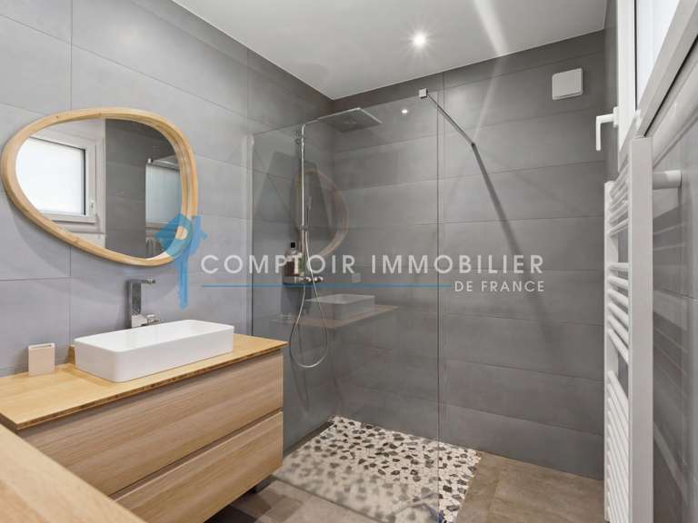 Maison Bernin - 6 chambres - 159m²