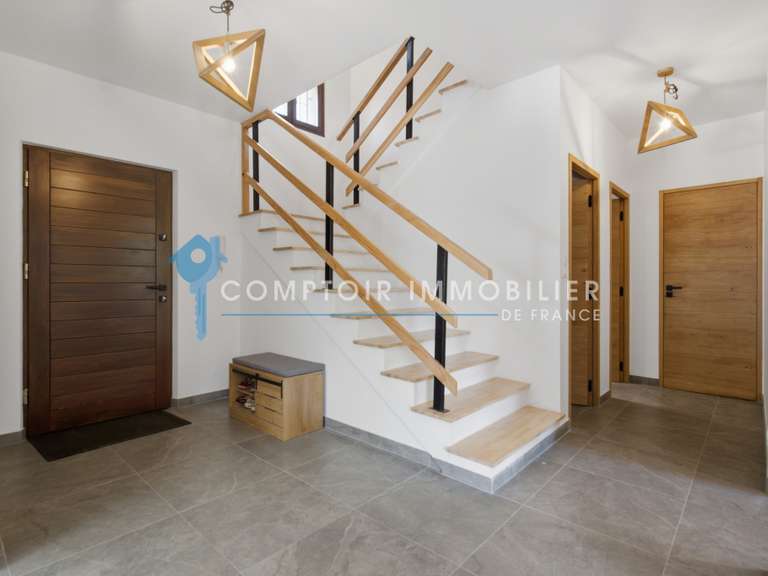 Maison Bernin - 6 chambres - 159m²