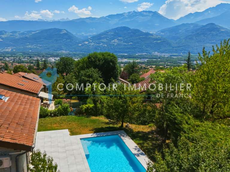 Maison Bernin - 6 chambres - 159m²