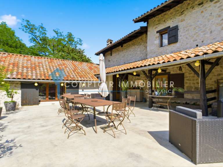 Maison Bernin - 4 chambres - 251m²