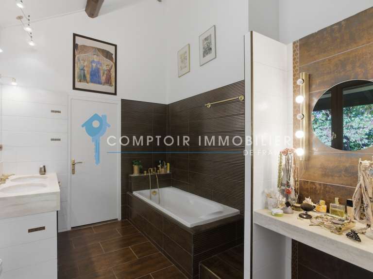 Maison Bernin - 4 chambres - 251m²