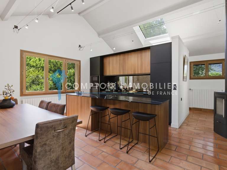 Maison Bernin - 4 chambres - 251m²