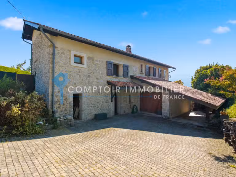 Maison Bernin - 5 chambres - 258m²