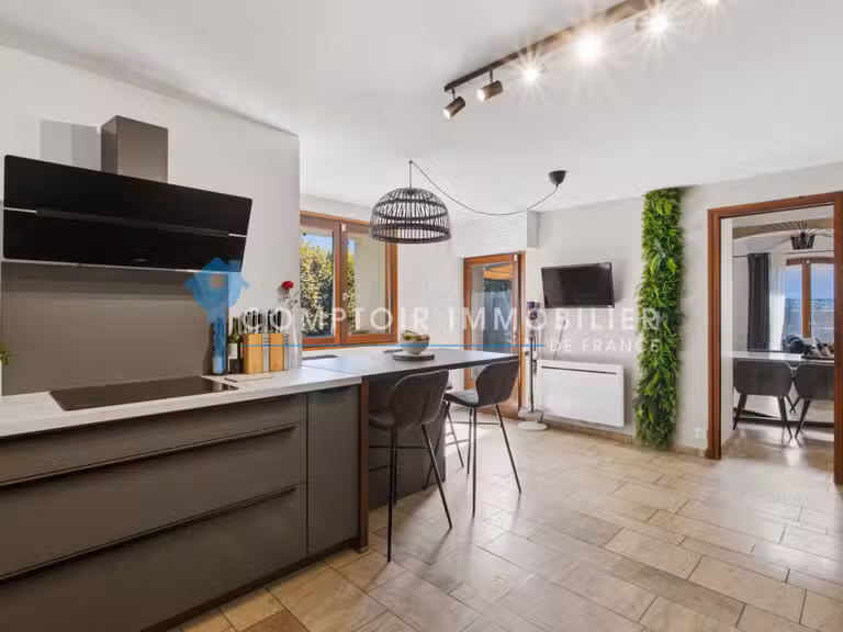 Maison Bernin - 5 chambres - 258m²