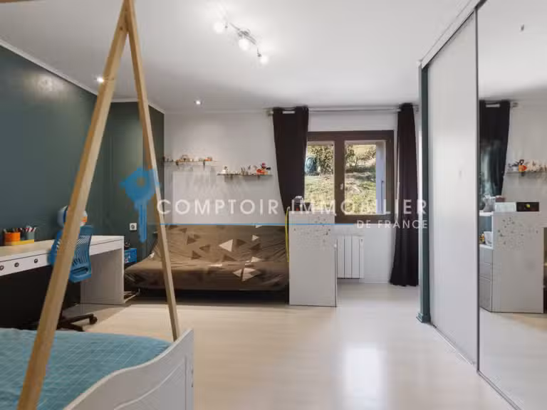 Maison Bernin - 5 chambres - 258m²