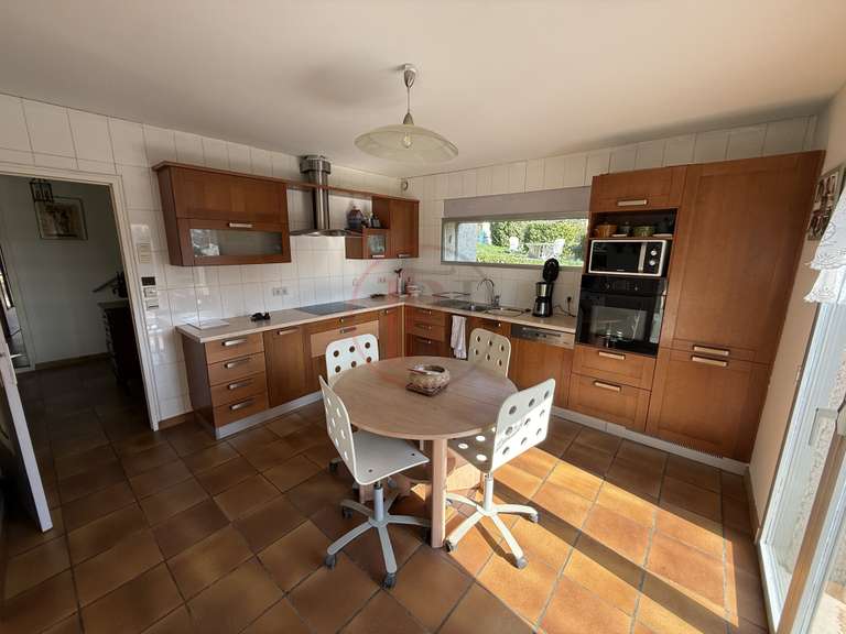 Maison Besançon - 5 chambres - 226m²