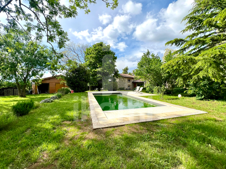 Maison Bésayes - 4 chambres - 181m²