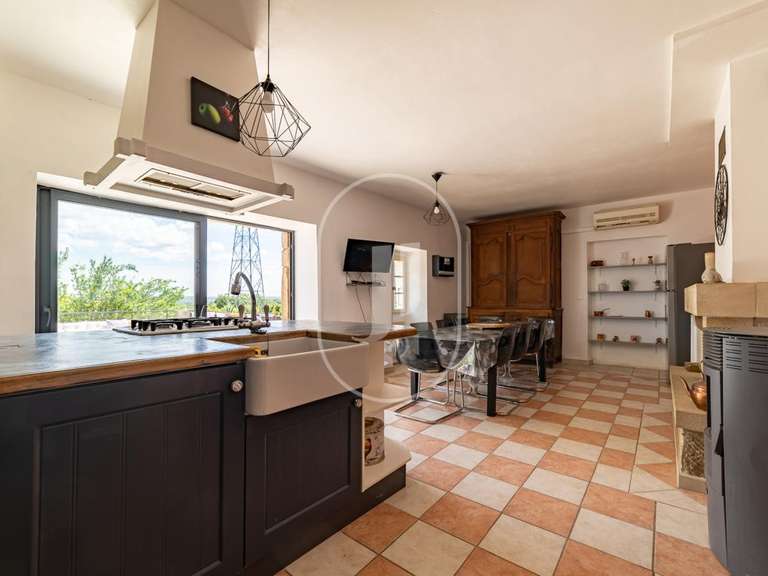 House Bessas - 6 bedrooms - 244m²