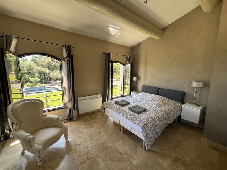 Unusual property Besse-sur-Issole - 5 bedrooms - 238m²