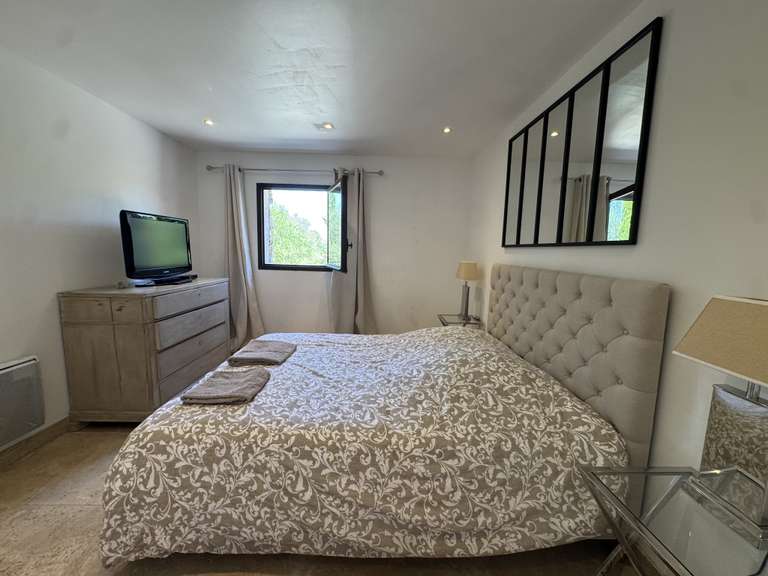 Unusual property Besse-sur-Issole - 5 bedrooms - 238m²