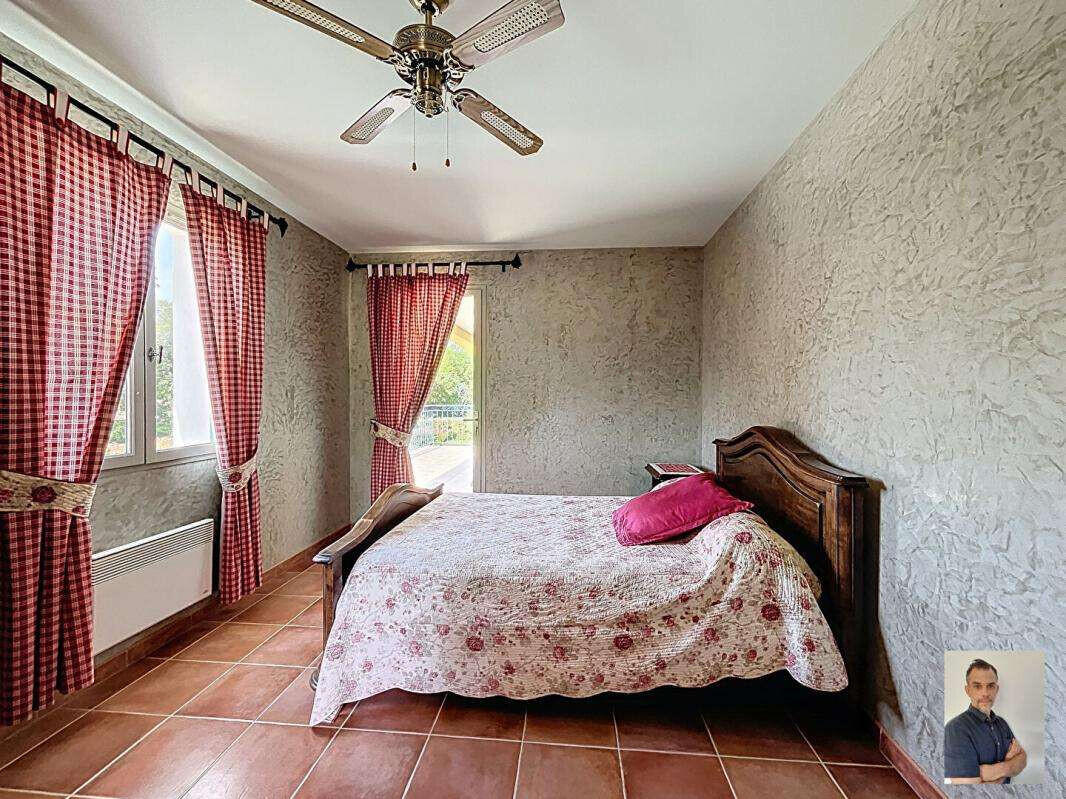 House Besse-sur-Issole