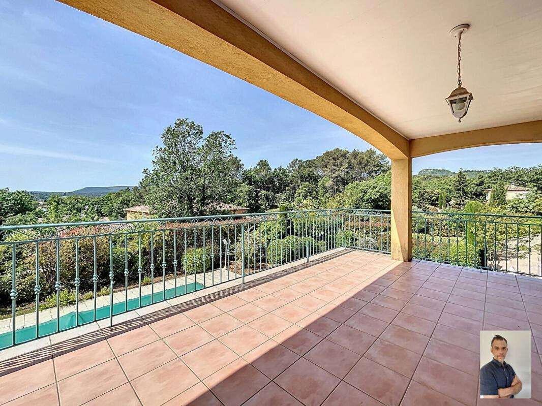 House Besse-sur-Issole
