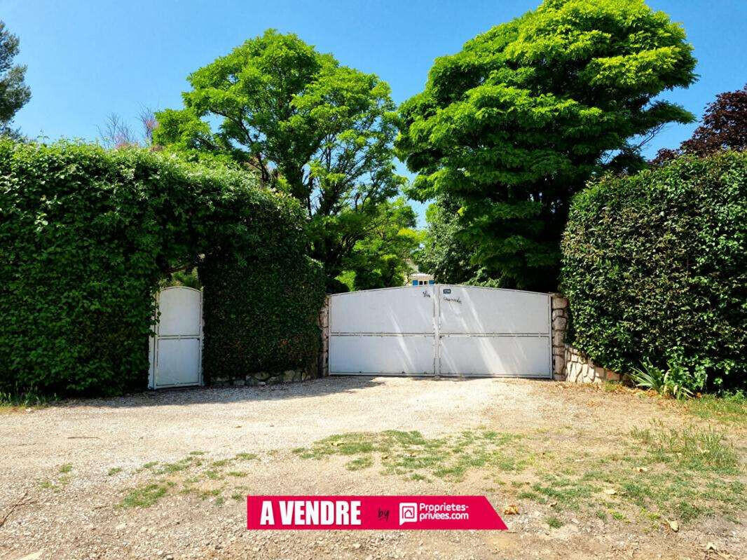 House Besse-sur-Issole