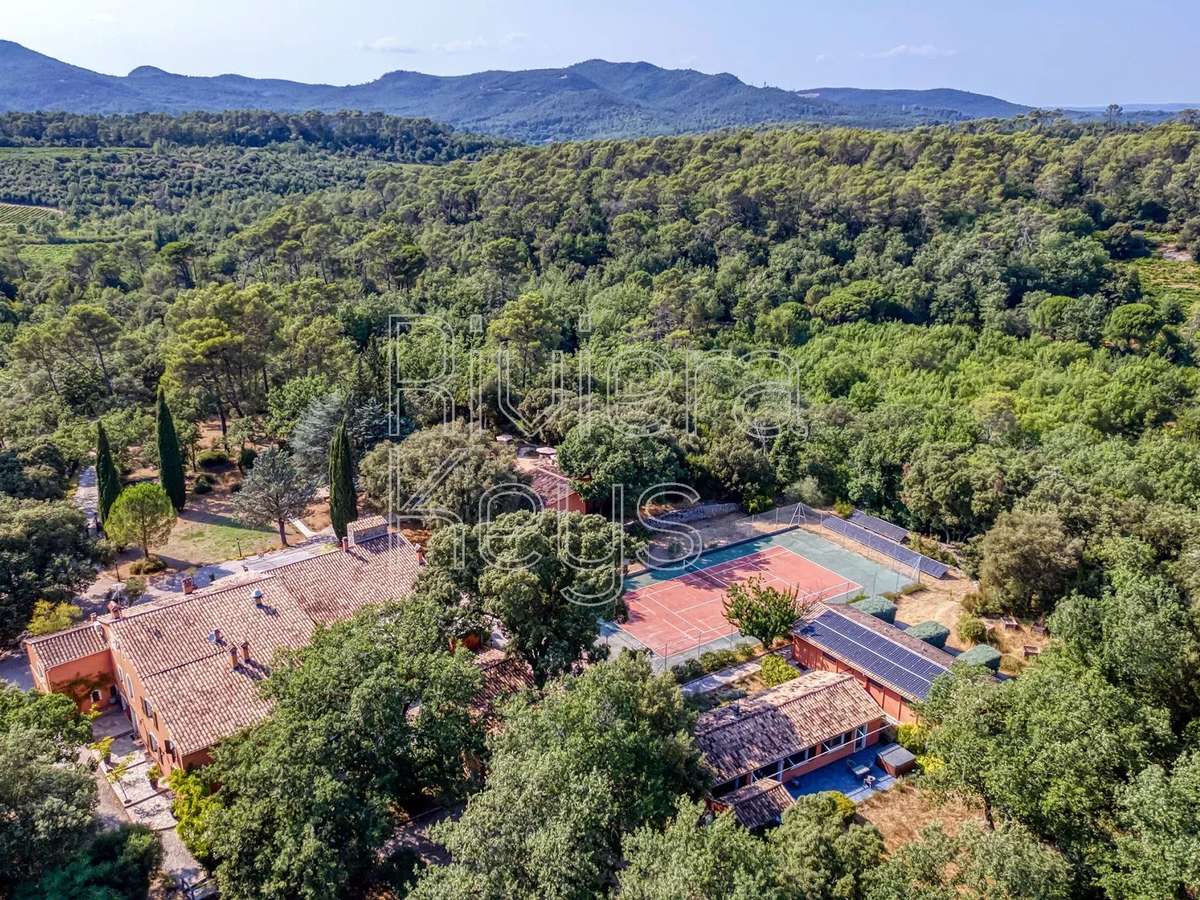 House Besse-sur-Issole