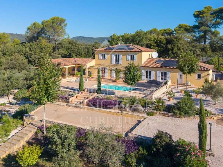 Maison Besse-sur-Issole - 4 chambres - 210m²