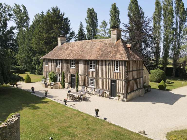 Maison Beuvron-en-Auge - 3 chambres - 180m²