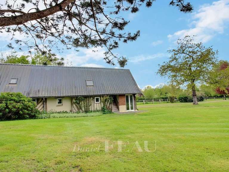 Maison Beuzeville - 5 chambres - 200m²