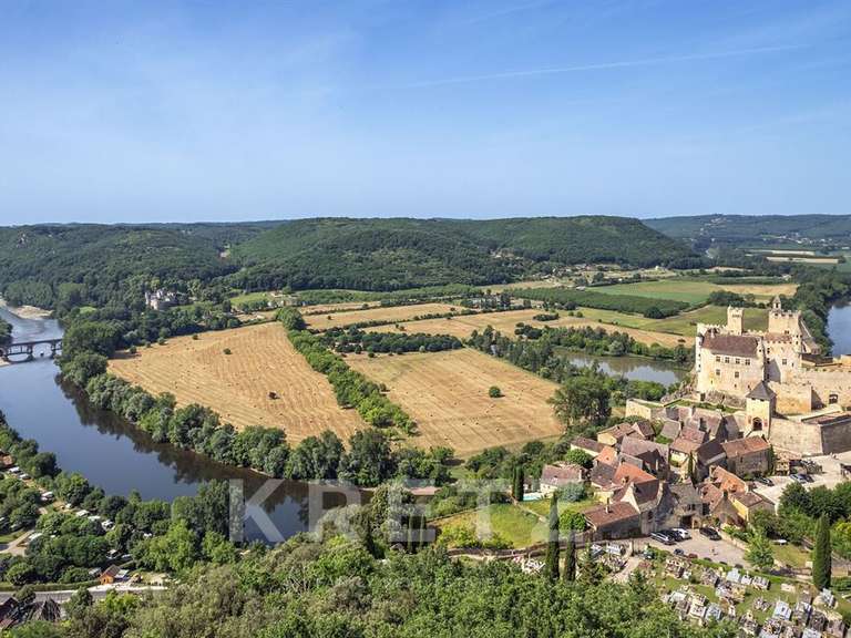 Maison Beynac-et-Cazenac - 3 chambres - 125m²