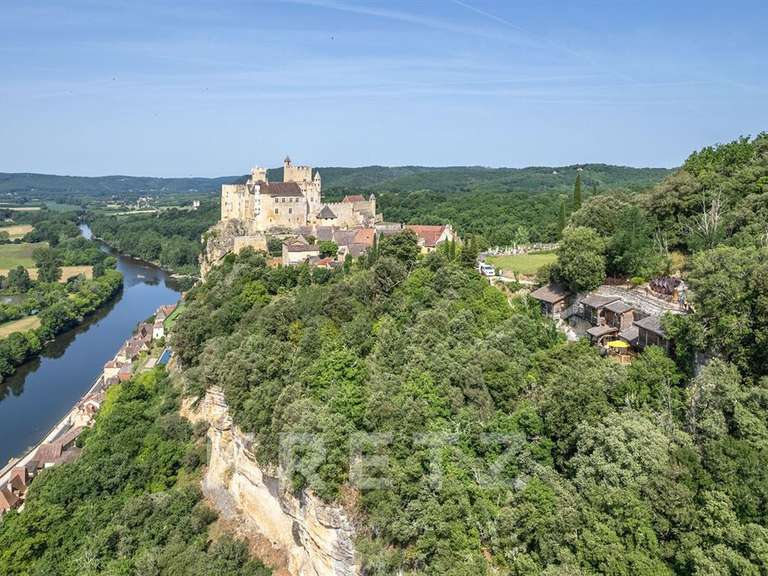 Maison Beynac-et-Cazenac - 3 chambres - 125m²