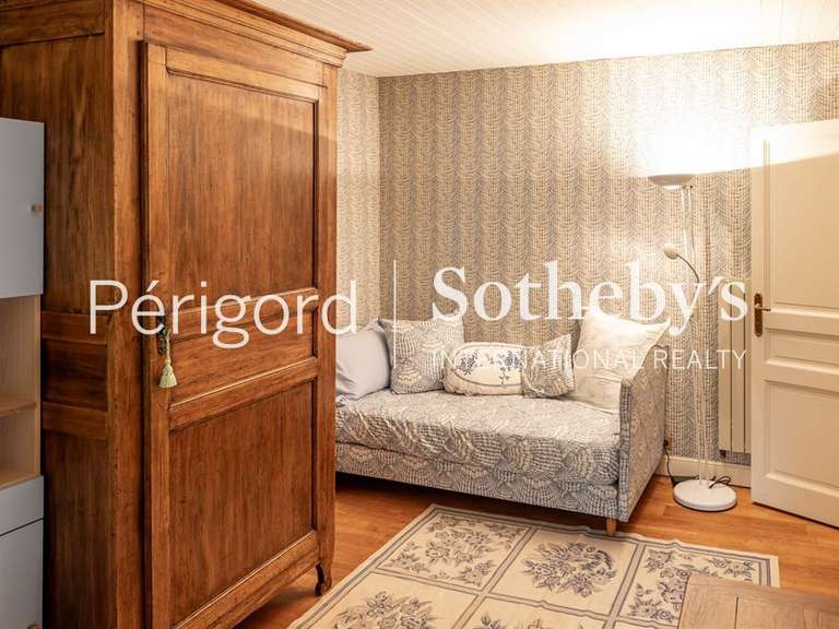 Maison Beynac-et-Cazenac - 5 chambres - 365m²