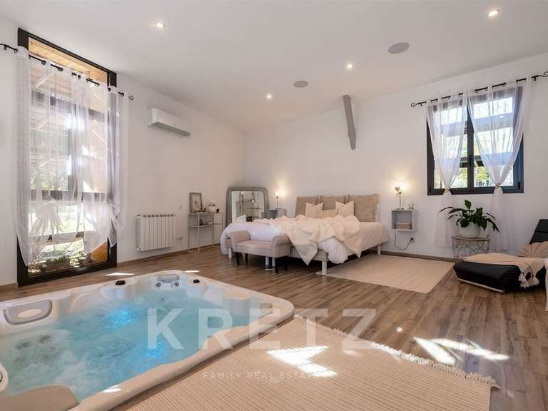 Maison Beynac-et-Cazenac - 10 chambres - 600m²