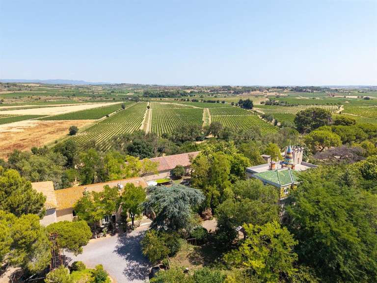 Castle Béziers - 18 bedrooms - 781m²