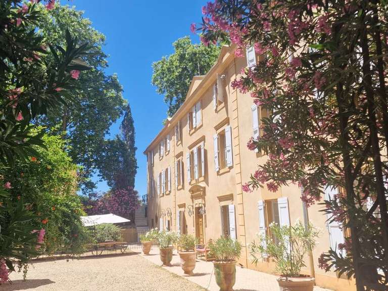 Château Béziers - 24 chambres - 1300m²
