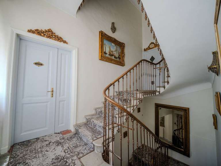 Château Béziers - 24 chambres - 1300m²