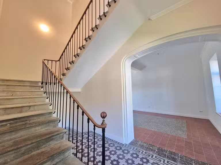 Château Béziers - 9 chambres - 883m²