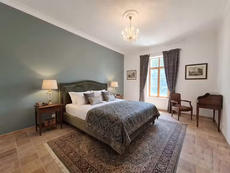 Château Béziers - 9 chambres - 883m²