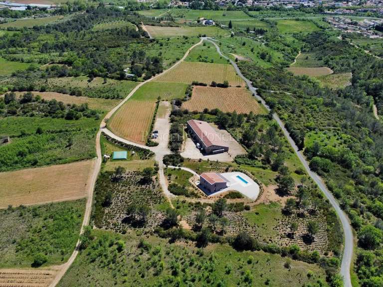 Domaine viticole Béziers - 880m²