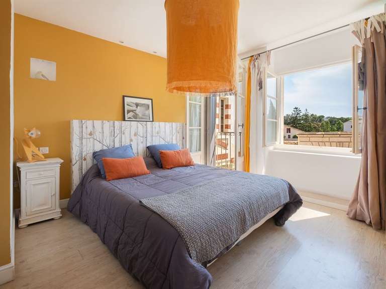Maison Béziers - 8 chambres - 350m²