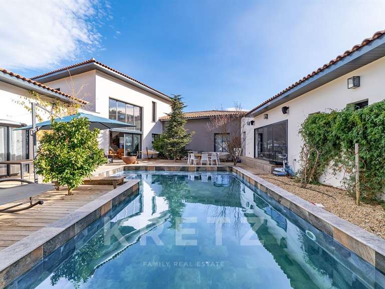 Maison Béziers - 8 chambres - 400m²