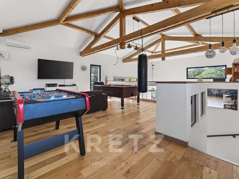 House Béziers - 8 bedrooms - 370m²