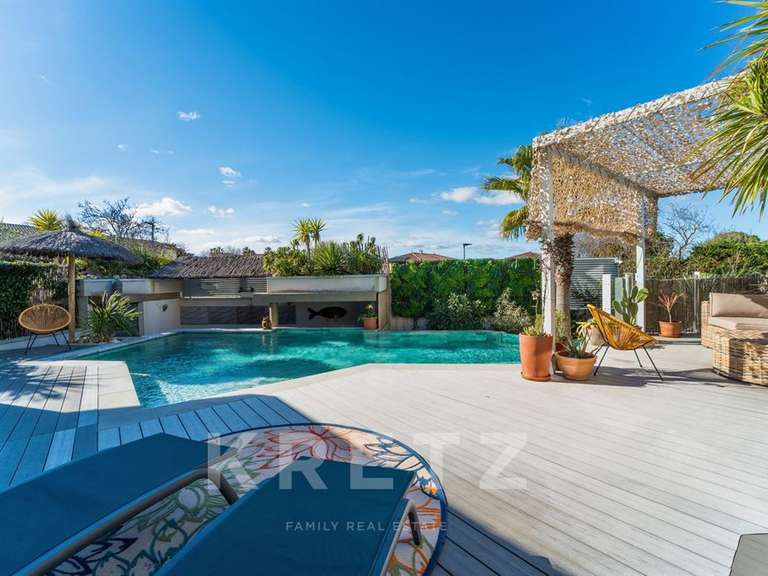 Maison Béziers - 4 chambres - 220m²